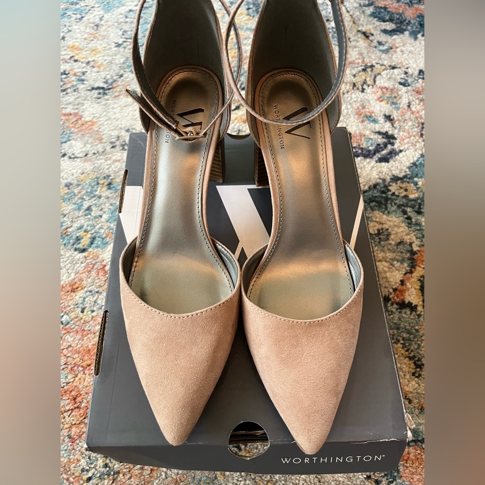 Worthington Womens Karrot Pointed Toe Block Heel Pumps Color- Nougat